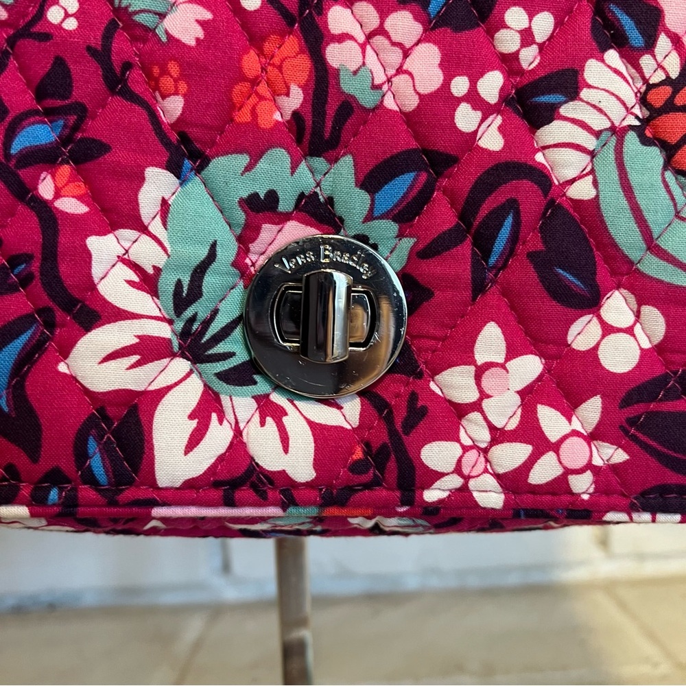 Vera Bradley Turnlock Crossbody Bag Bloom Berry - Picture 8 of 10